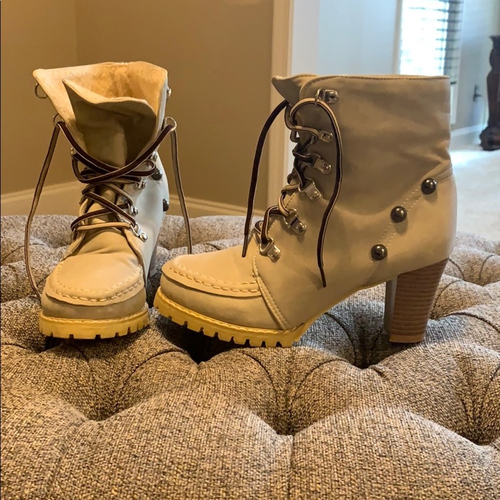 Women’s Booties
